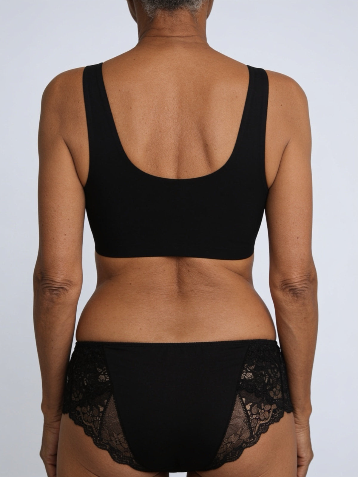 Soutien-gorge ouvert devant dentelle